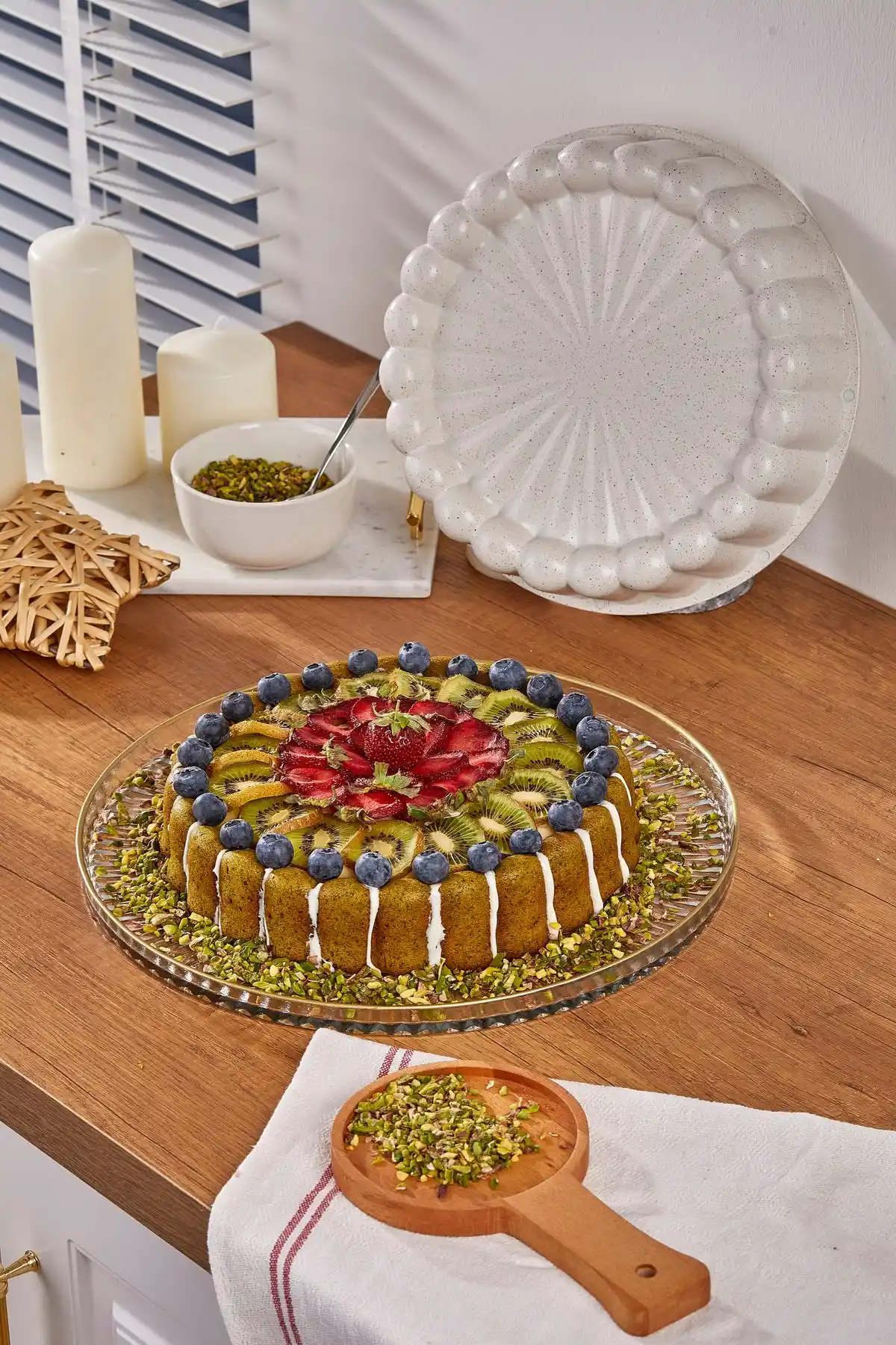 Taç Granit Döküm Tart Kalıbı 26 Cm Dayanıklı ve Estetik Mutfak Gereci