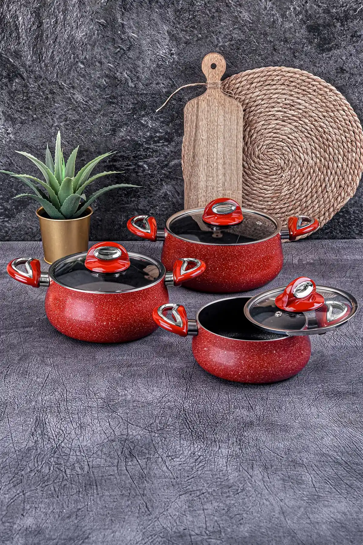 Taç Titan Granit 3'lü Güveç Seti: Dayanıklı ve Estetik Mutfak Gereçleri