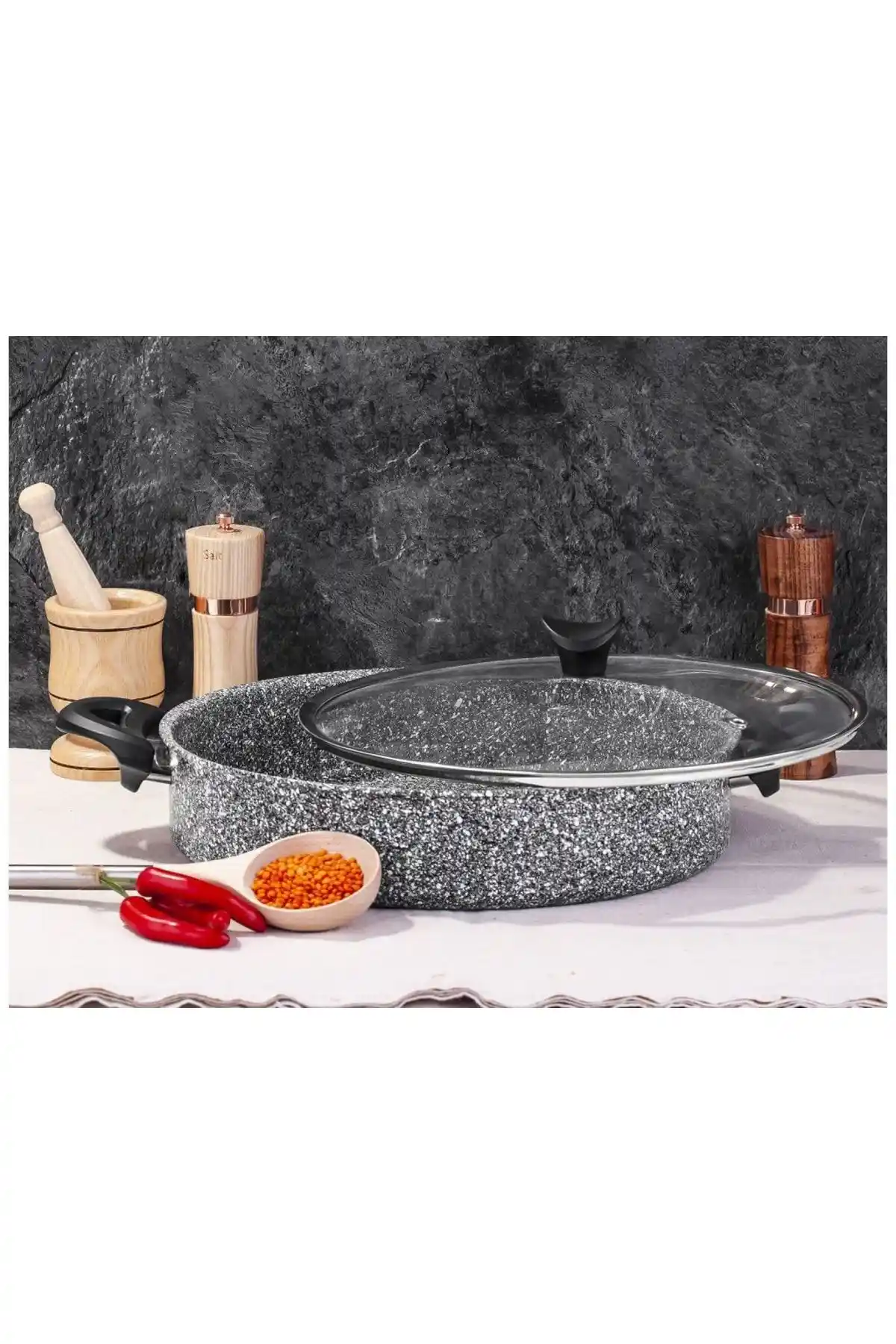 Taç Ultra Granit 22 cm Basık Tencere: Dayanıklı ve Kullanışlı Mutfak Gereci
