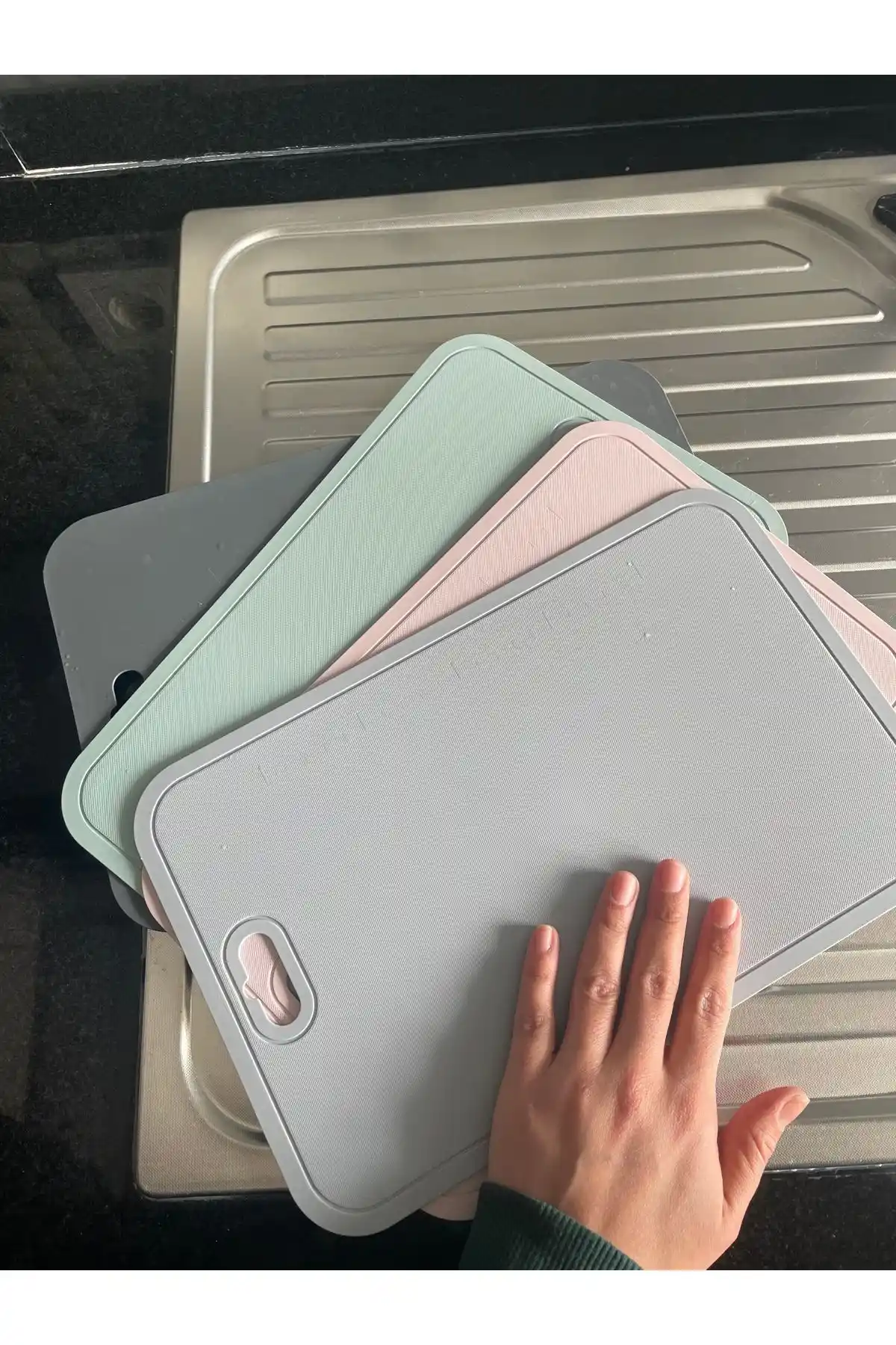 Tinsmith Flexy Kesme Tahtası Matı: Pratik ve Estetik Çözüm Sunan Mutfak Gereçleri