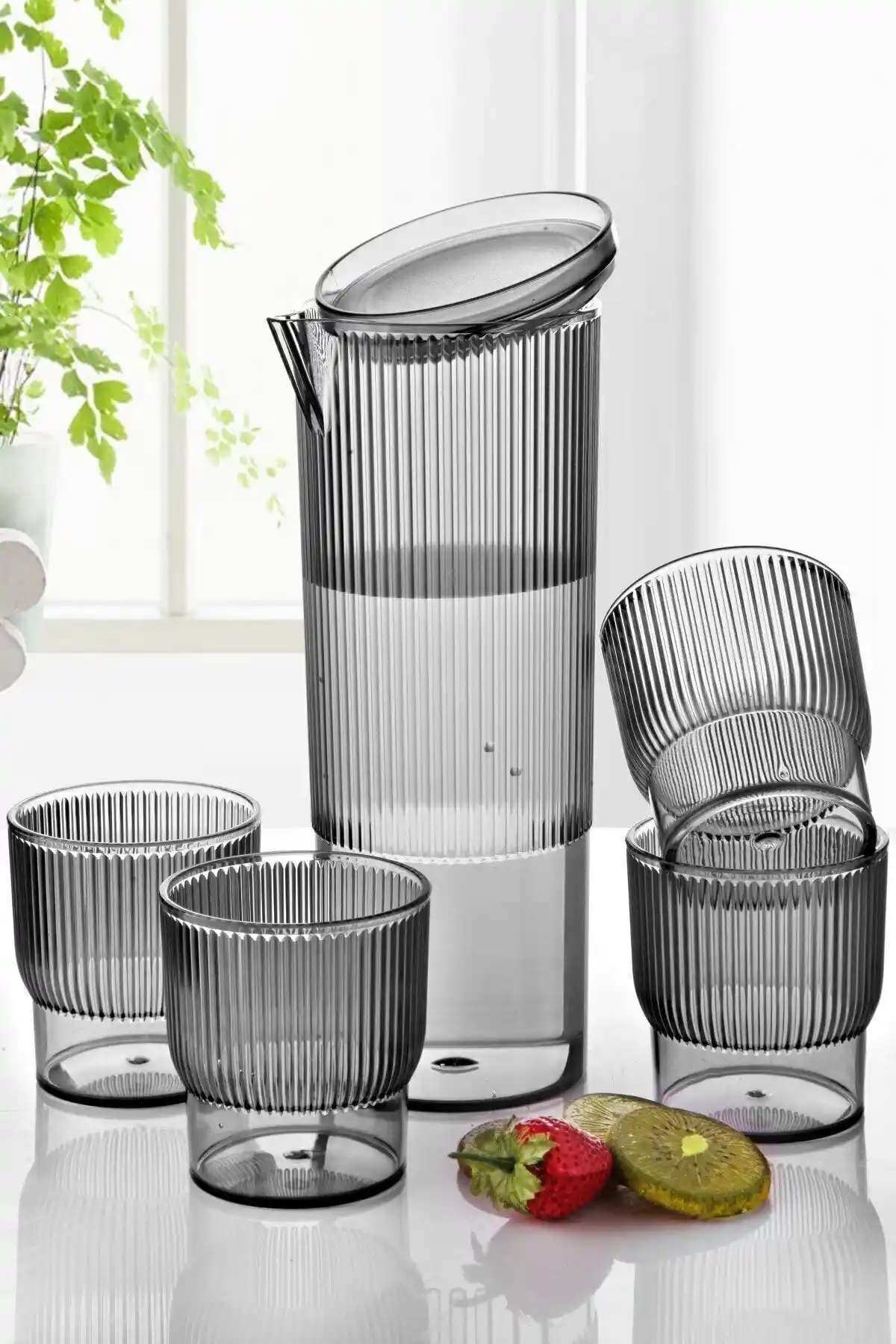 Tugomer 5 Parça Kristal Sürahi Seti Şık ve Dayanıklı İçki Sunumları İçin