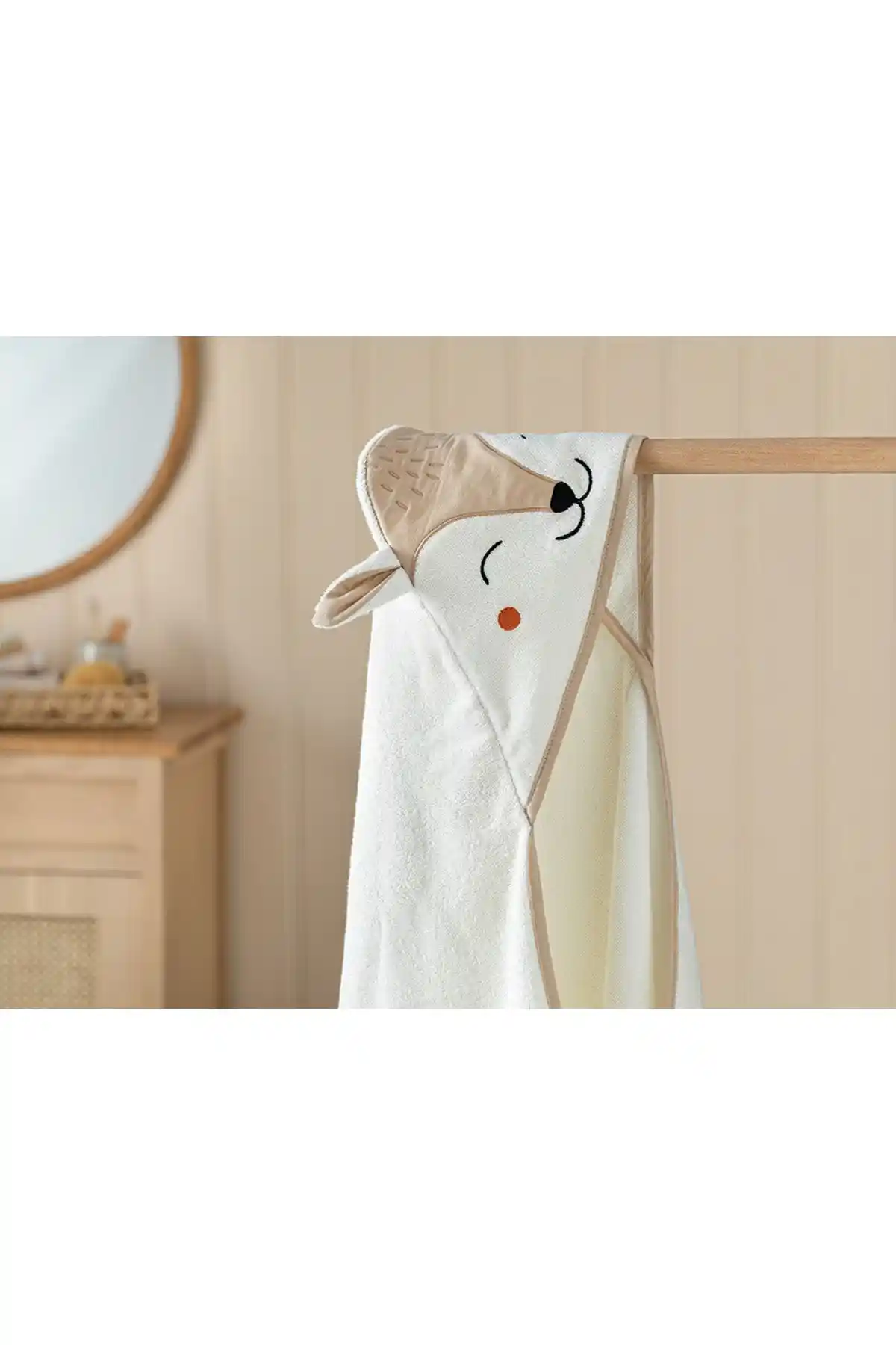 Türkçe Ev Fox Pamuk Bebek Havlusu: Konfor ve Şıklık Sunan Pratik Bebek Havlusu