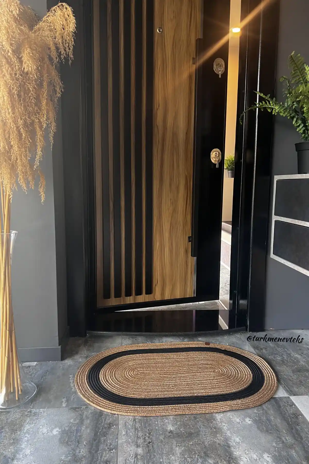 Türkmen Ev Tekstil Jüt ve Hasır Kapı Önü Paspası Doğal Malzemelerle Şık ve Dayanıklı Tasarım