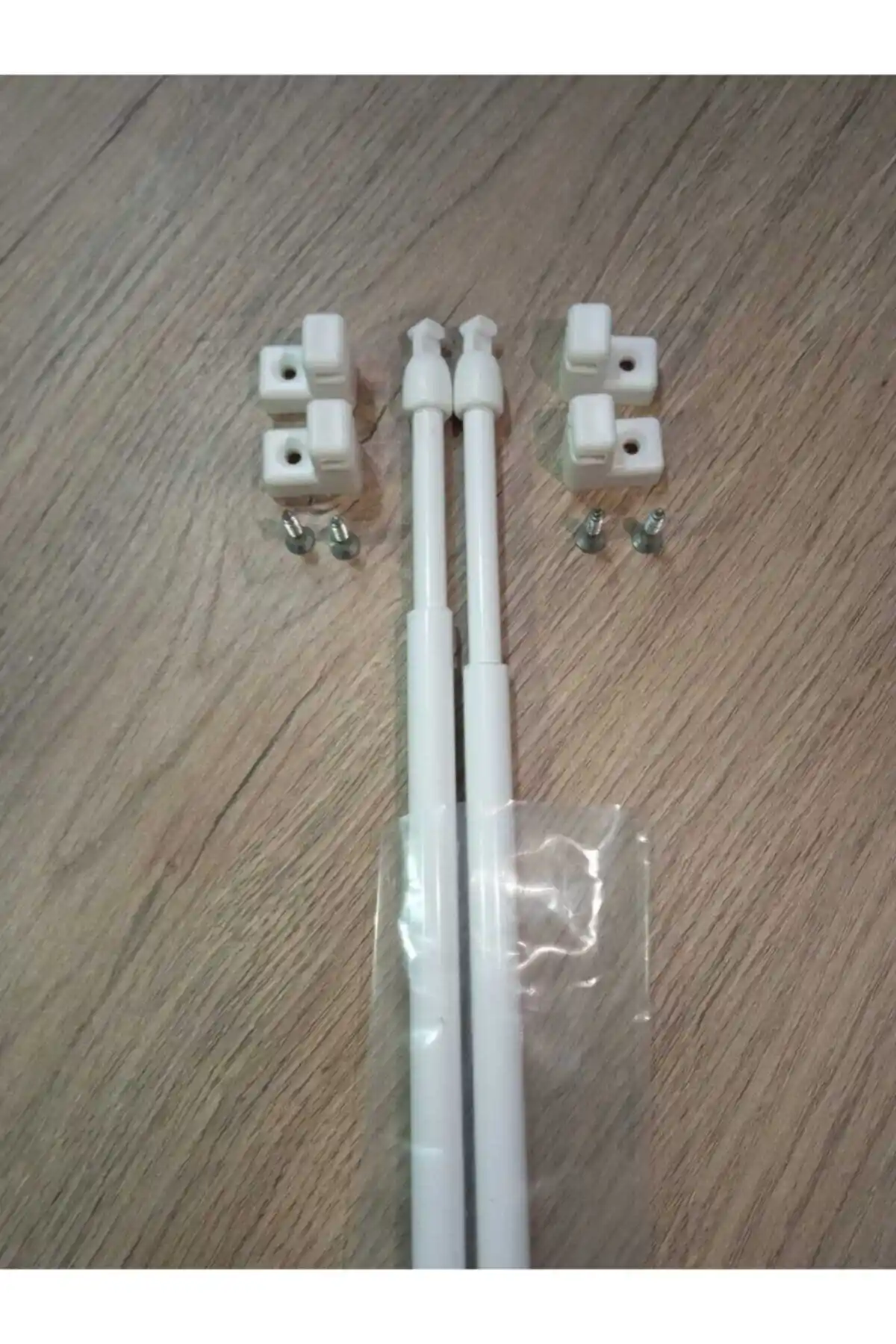 Üçbey Ayarlanabilir Briz Perde Çubuğu 60-80 Cm – Dayanıklı ve Şık Tasarım