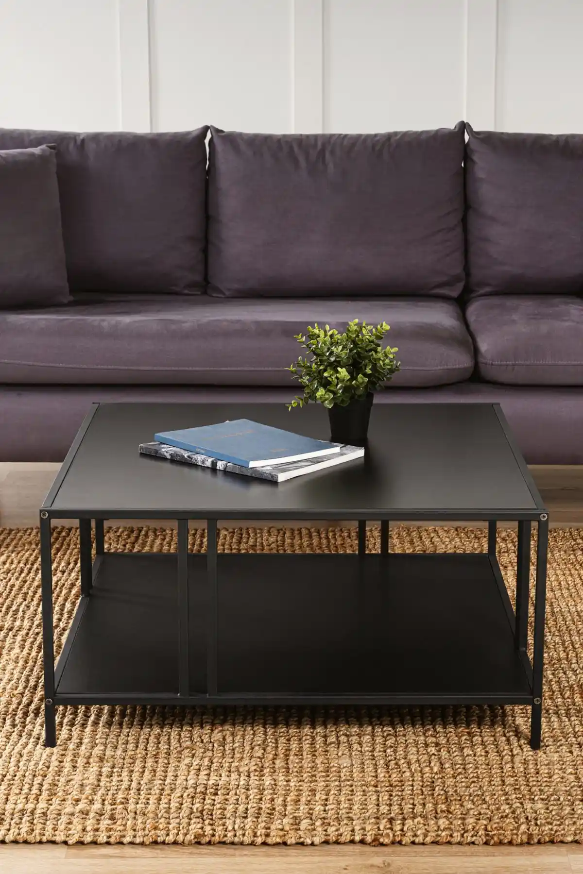 Uranüs Orta Sehpa Modern Tasarım ve Dayanıklılık Sunan Şık Mobilya Parçası