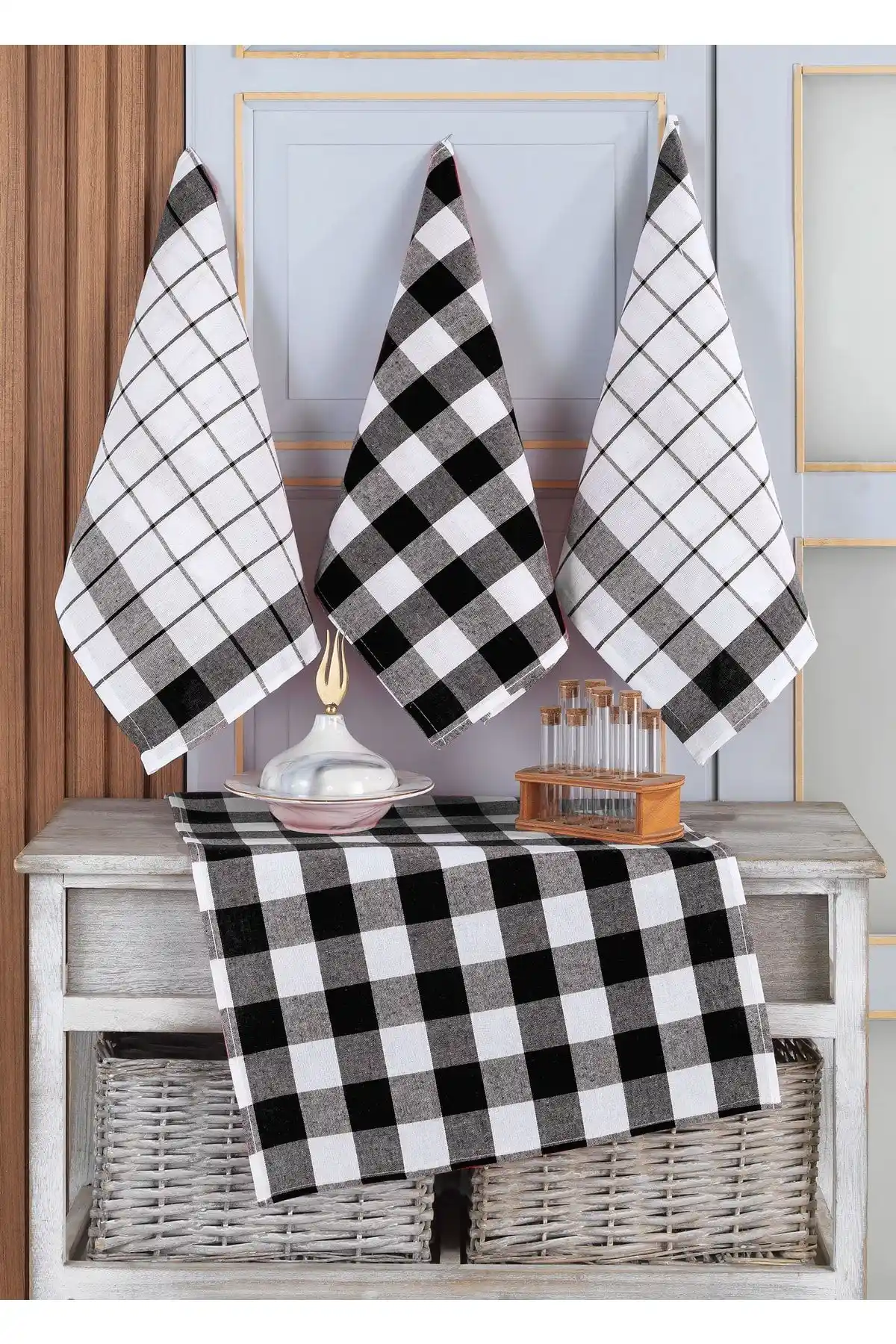 Vagonik 4'lü Mutfak Havlusu ve Peçetesi Seti Şık ve Çok Yönlü Kullanım İmkanı Sunar