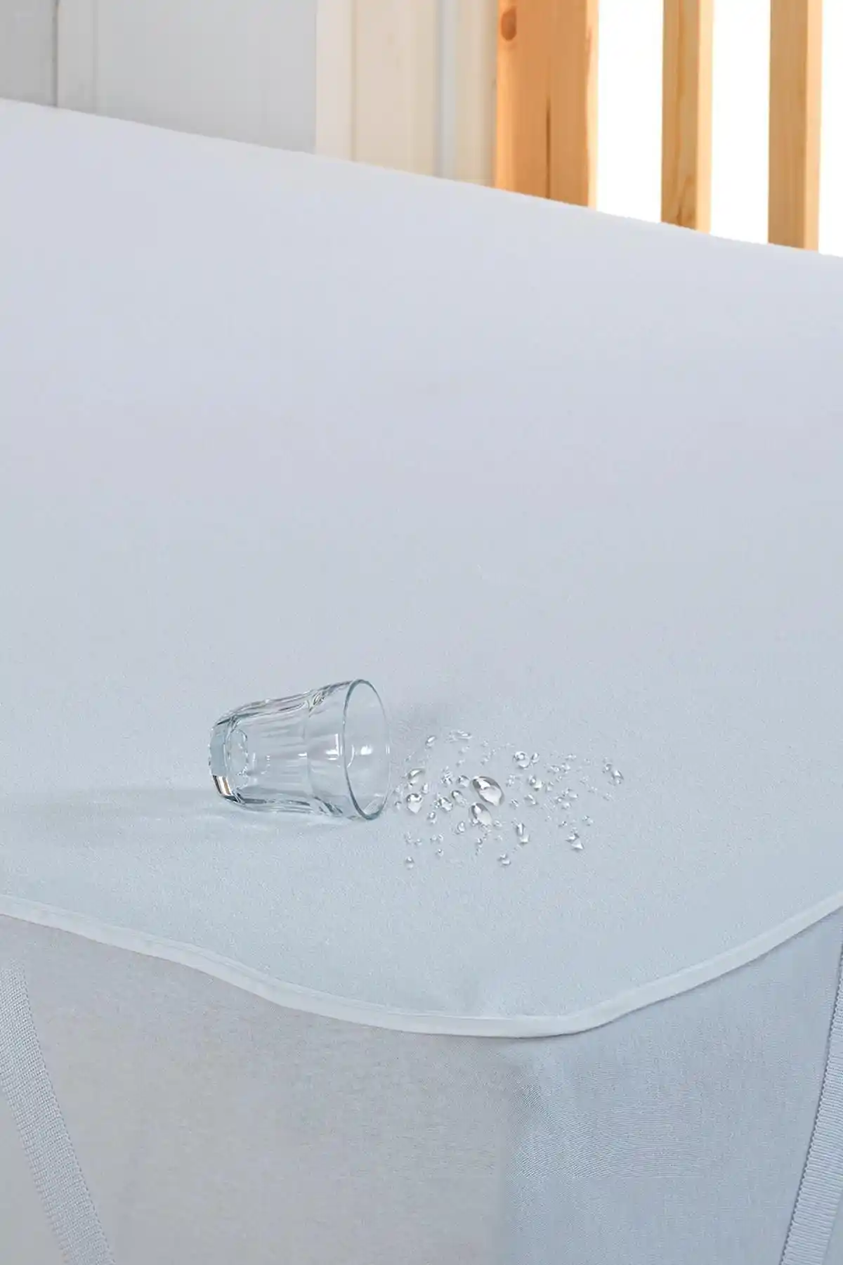 Varol Çift Kişilik Sıvı Geçirmez Yatak Koruyucu Alez 160x200cm Hijyen ve Konfor