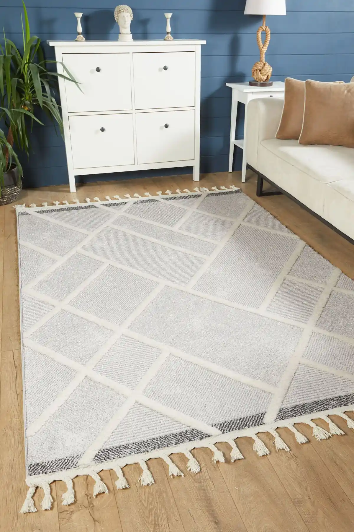 Venucci Quincey Bukleli Halı: Modern ve Dayanıklı Tasarım ile Evinize Şıklık Katar