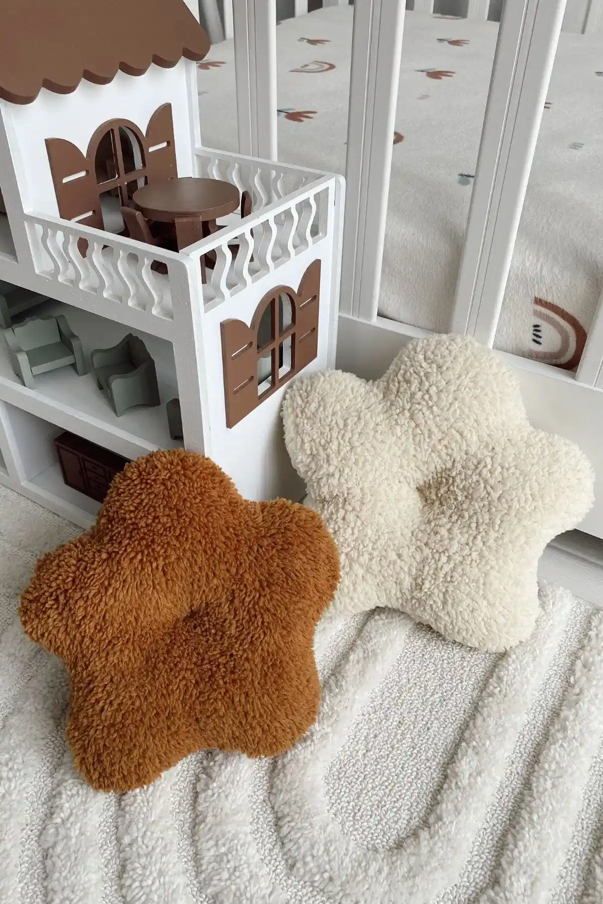 Vivimade Flowers Bebek ve Çocuk Odası Çiçek Yastık Seti Doğal ve Sevimli Dekorasyon Çözümü