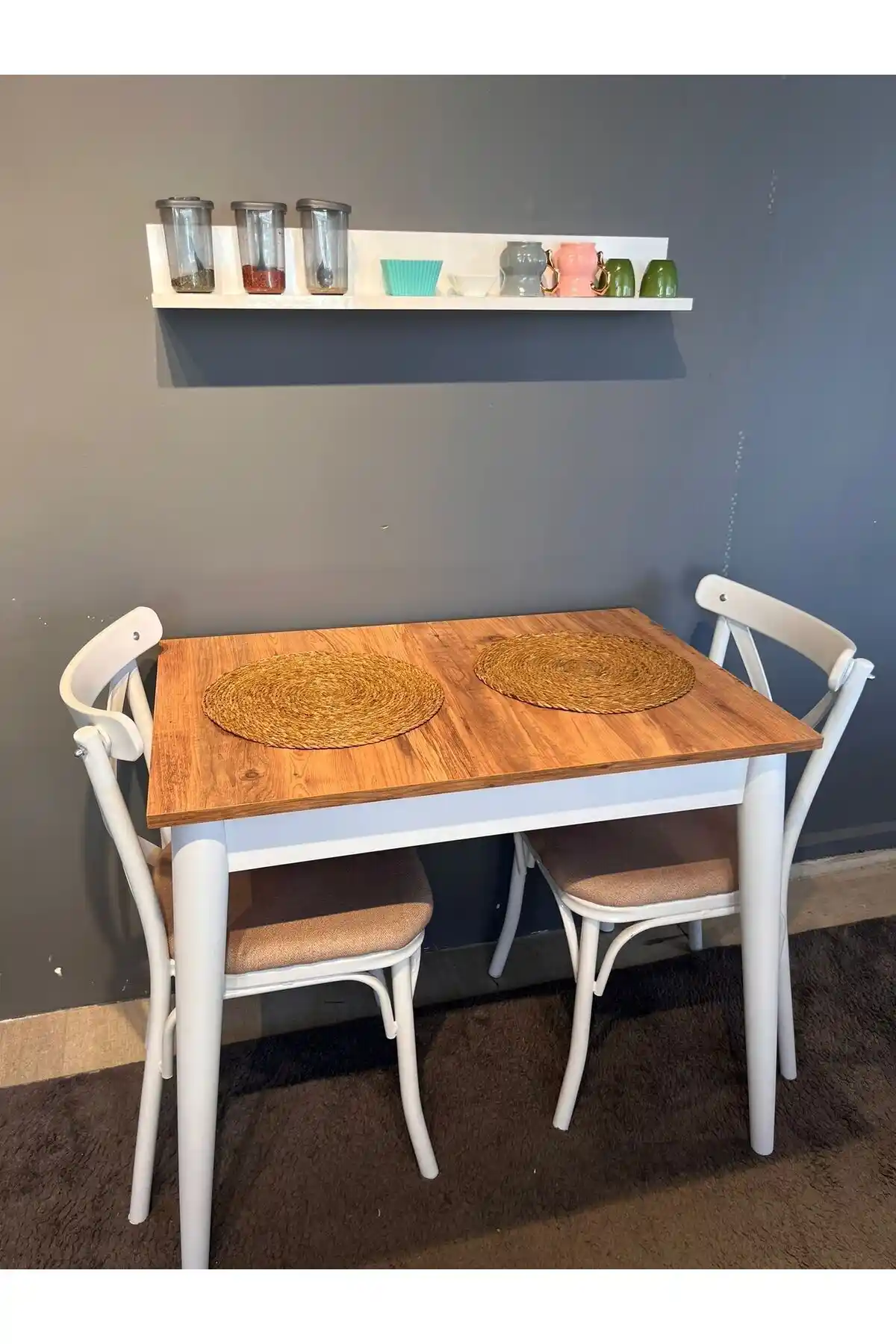 Voguetasarım 60/90 Sabit Çam Rengi Küçük Mutfak ve Balkon Masası Analizi