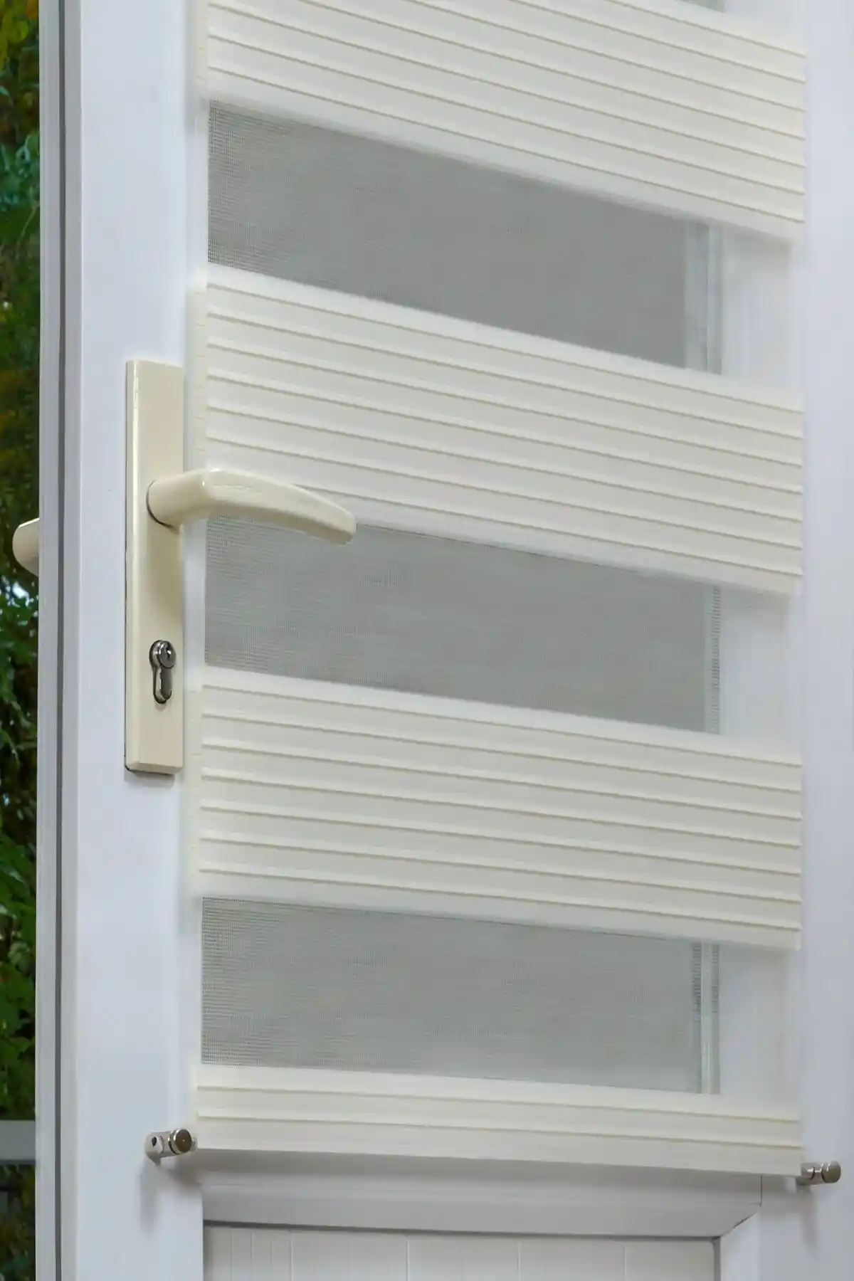 Wenthi Ekru Metal Rustikli Venti Plise Zebra Perde Kapı ve Pencere Üstü Şıklık ve Fonksiyonellik