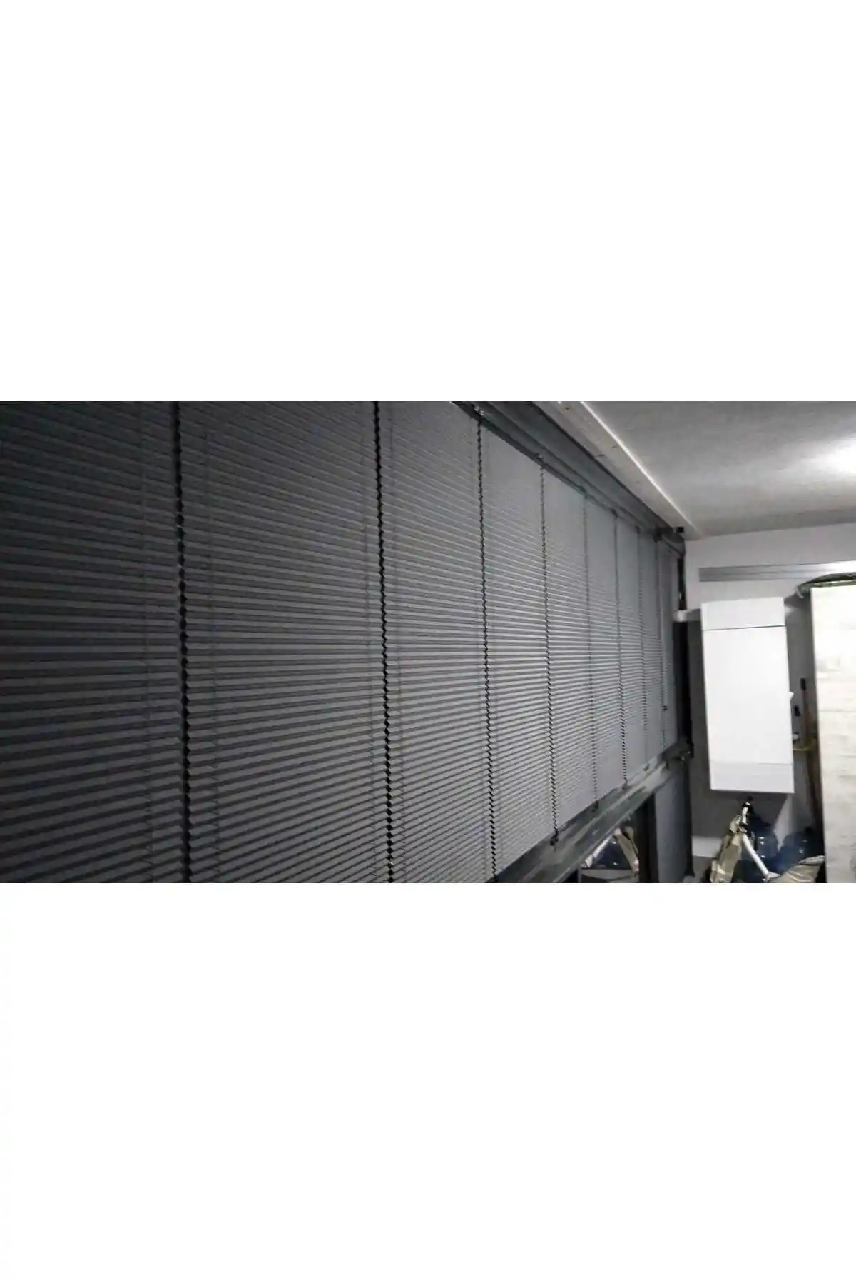 YAZAR HOME Katlanabilir Cam Balkon Plise Perdesi Estetik ve Kullanışlı Tasarım Özellikleri