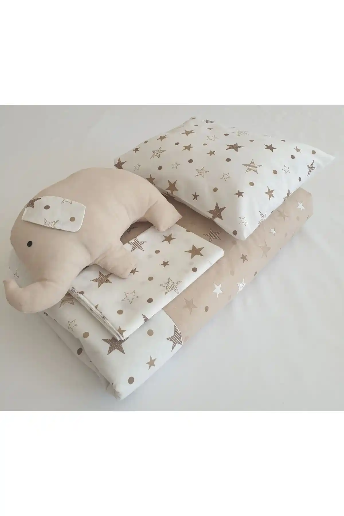 Yuar Baby 5 Parça Bebek Uyku Seti Konfor ve Şıklık Sunan Bebek Odası Aksesuarları