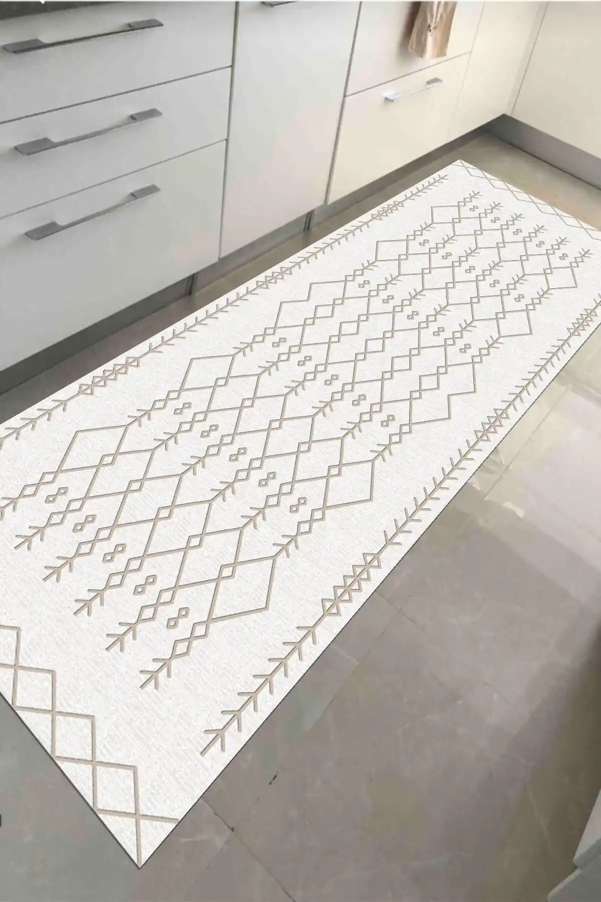 Zeria Home Kaymaz Tabanlı Dijital Baskılı Modern Mutfak Halısı Özellikleri ve Kullanım Avantajları