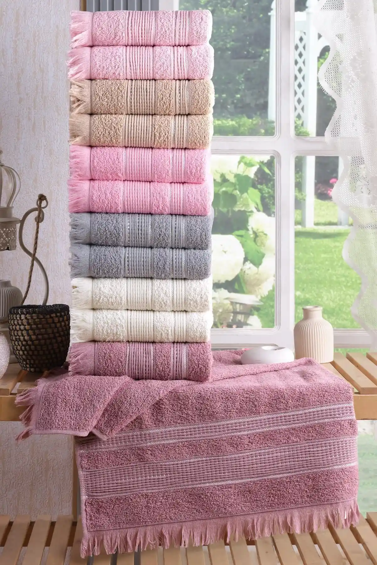 Zeynep Tekstil Shiny 12'li El ve Yüz Havlu Seti Yüksek Kalite ve Estetikle Günlük Kullanım İçin