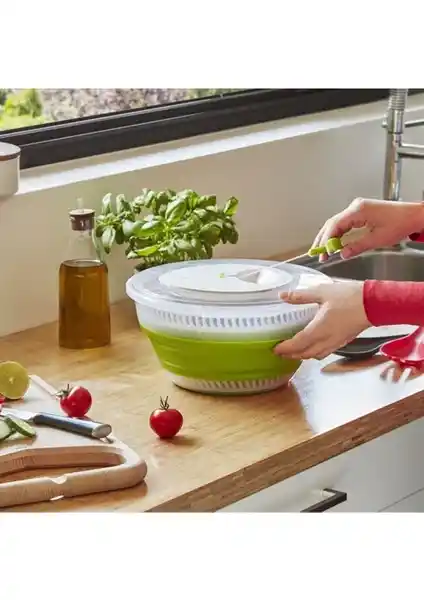 Tefal Katlanabilir Salata Kurutucu 4 LT: Geniş Kapasite ve Pratik Kullanım Özellikleri