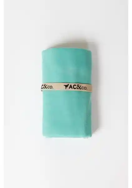 Altınyılzıdız ve Zeynep Tekstil Plaj Havlusu Karşılaştırması: Hangi Ürün Sizi Daha Çok Memnun Eder?