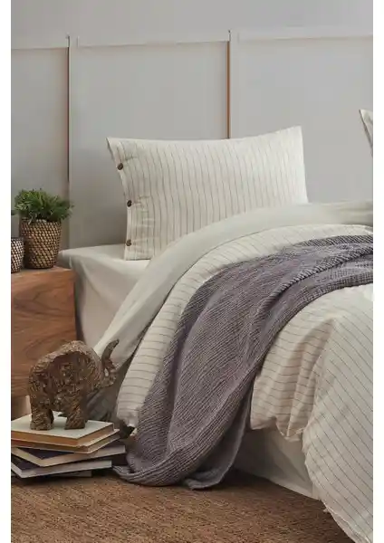 Berolige Easy ve Yataş Bedding Farida Nevresim Setleri Karşılaştırması