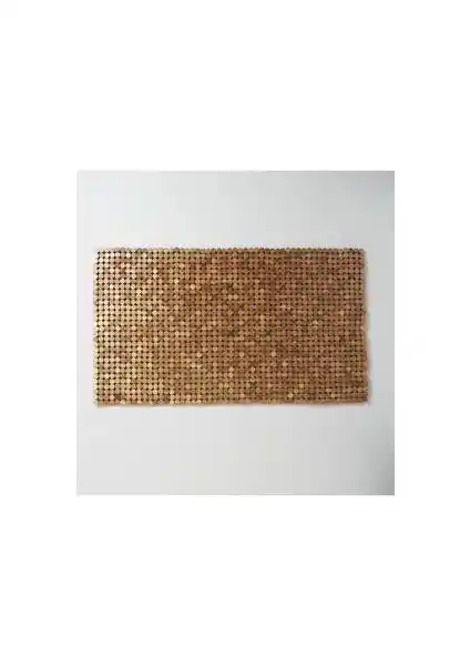 Chakra Gomez Ahşap ve Madame Coco Norris Banyo Paspası Karşılaştırması