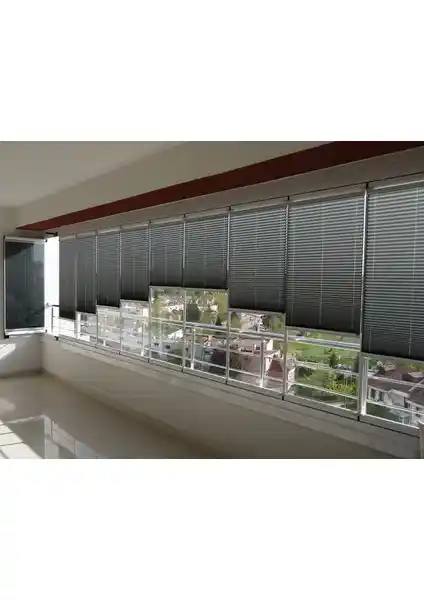 Denas Store ve Serin Home Collection Beyaz Plise Perde Karşılaştırması ve Özellikleri