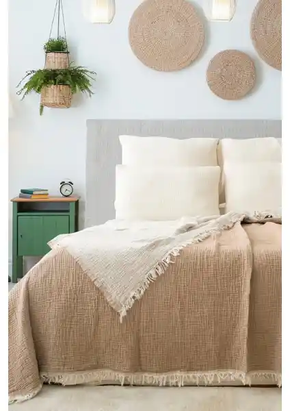 Dokubba ve Natural Meet Maya Müslin Yatak Örtüleri Karşılaştırması ve Seçim Rehberi