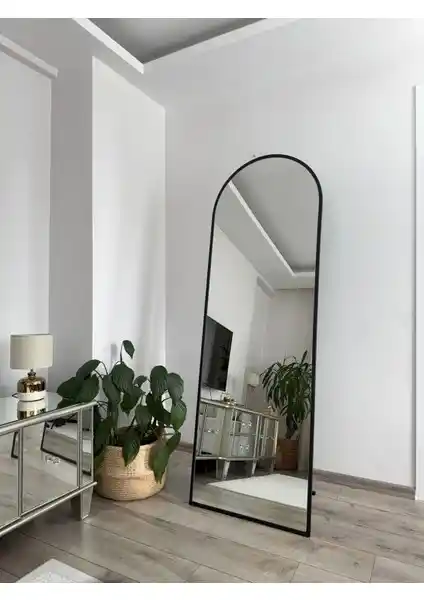 Effe Yapı Dekor ve Enc Home Metal Boy Aynası Karşılaştırması: Özellikler ve Yorumlar