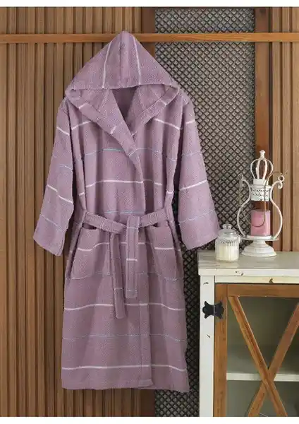 Esmen ve Oyalı Bornoz Karşılaştırması: Hangi Model Sizin İçin Daha Uygun