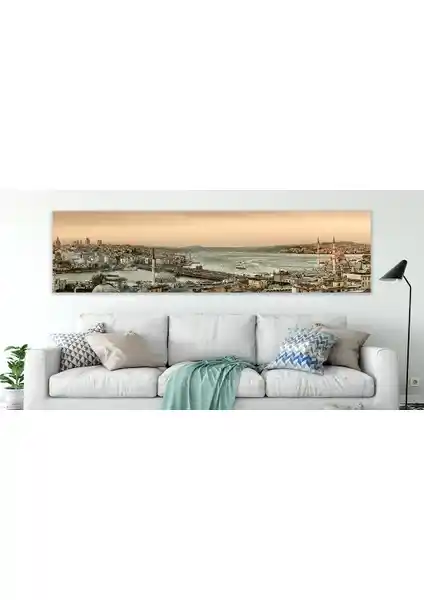 İki Kanvas Tablo Karşılaştırması: Manzara ve Dini Temalar Arasındaki Farklar ve Özellikler