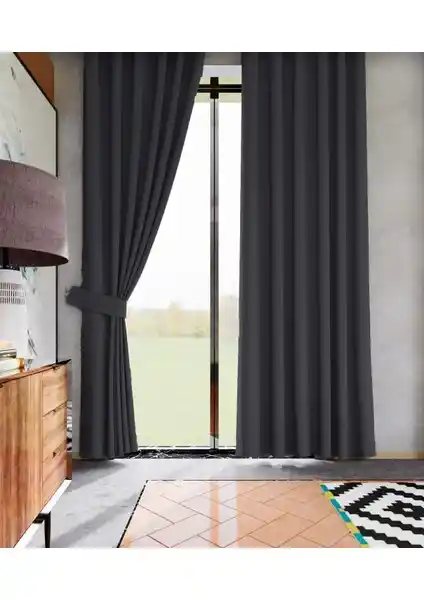 Lüks House Karartma Perdeleri Karşılaştırması: Hangi Model Size Uygun