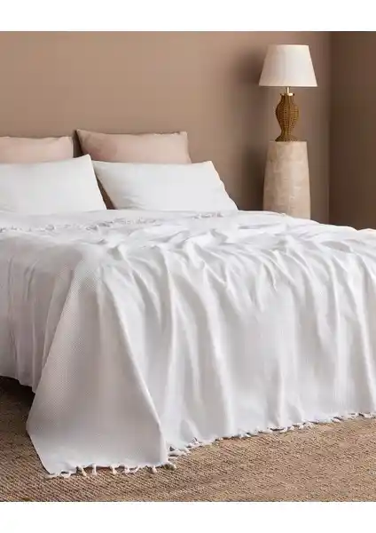 Madame Coco Alısya ve Mulette Yatak Örtüsü Karşılaştırması 2023