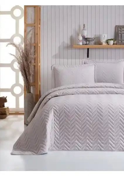 Nordqueen Pamuk Tek Kişilik Yatak Örtüsü Setleri Ibiza V4 ve Prestige V2 Karşılaştırması