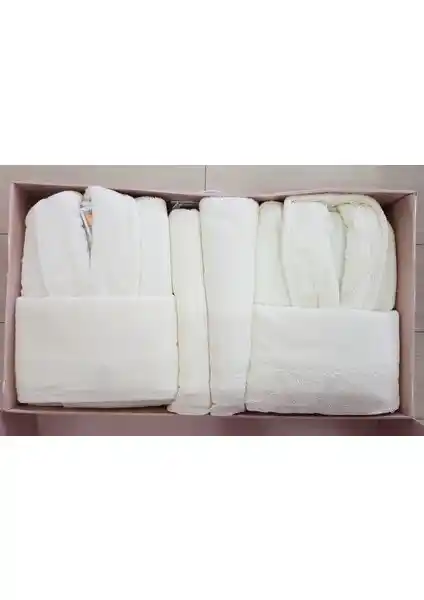 Özdilek Aile Bornoz Setleri Karşılaştırması: Carmin ve Gri Krem Modelleri