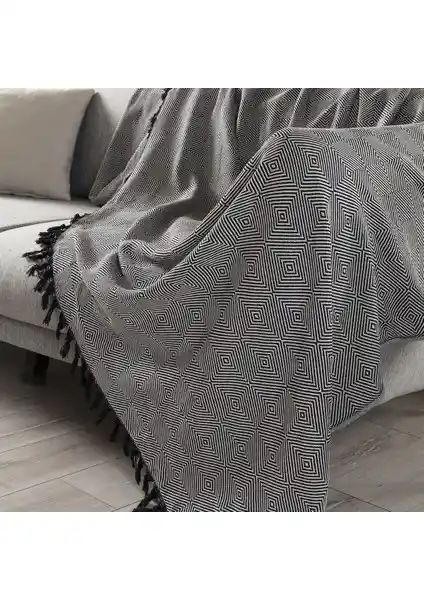 Vagonik ve Veled Home Koltuk Örtüleri Karşılaştırması: Hangi Ürün Sizin İçin Uygun