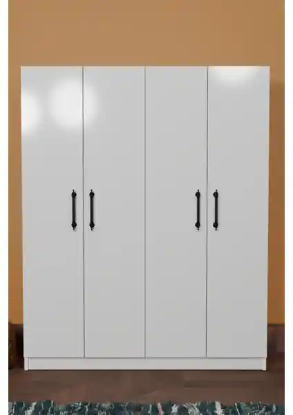 Aeka AE-1054 ve Metalia Gm 176 Modena Gardrop Karşılaştırması