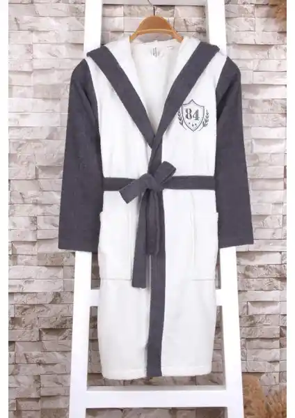 Baveno %100 Pamuk Bornozlar Karşılaştırması: Çocuk ve Yetişkin Modelleri Hakkında Bilgiler