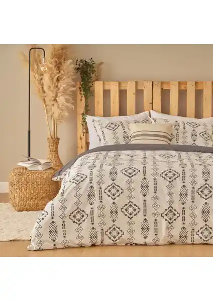 Bella Maison ve Madame Coco Nevresim Takımları Karşılaştırması: Kalite ve Konfor Analizi