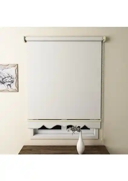 Brillant Düz Stor Perde Modelleri Karşılaştırması Ekru ve Beyaz Versiyonlar