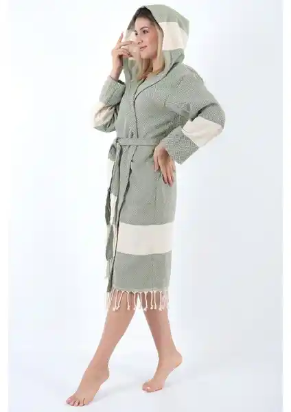 Buldan Concept Celena ve Rozet Hürrem Peştemal Bornozları Karşılaştırması