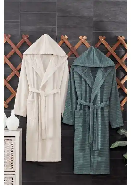 Casnack Quina ve Soley Minerva Bornoz Setleri Karşılaştırması: Hangi Model Sizin İçin Uygun