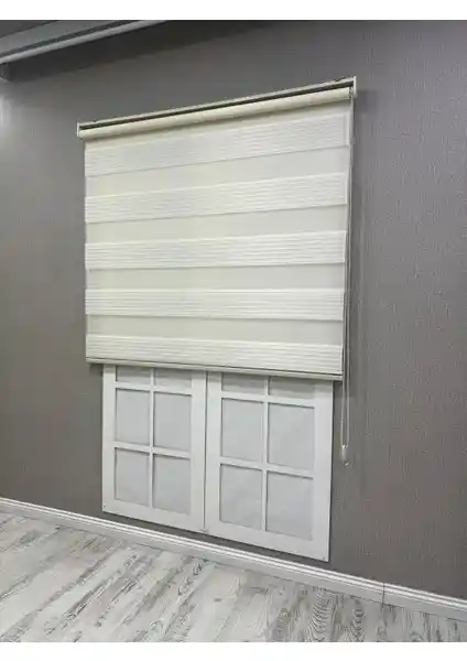 Donatti Güneşlik Zebra Stor Perde ile Story Perde Düz Geniş Piliseli Beyaz Perde Karşılaştırması