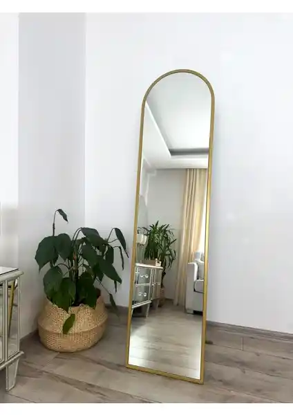 Effe Yapı Dekor ve Enc Home Boy Aynası Karşılaştırması: Özellikler ve Kullanım Alanları