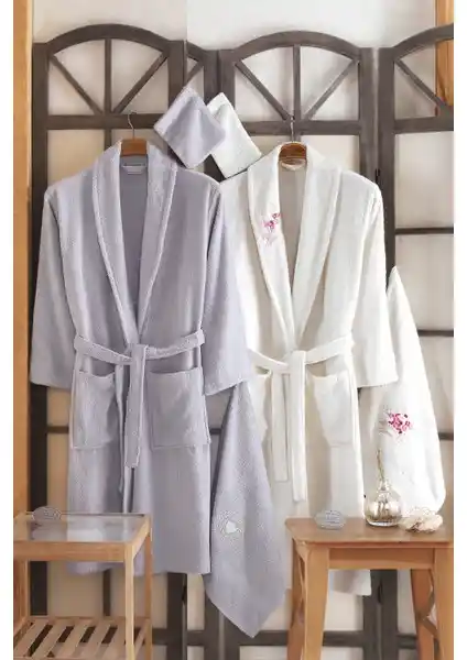 Güvenal Bornoz Setleri Karşılaştırması: Pamuxu ve Rüya Modellerinin Özellikleri