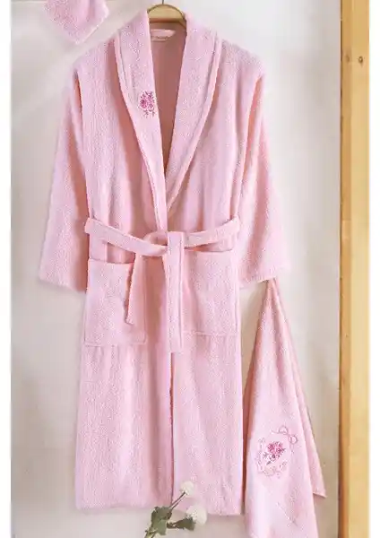 Güvenal Pamuxu 4 ve 8 Parça Bornoz Setlerinin Karşılaştırması ve Seçim Rehberi