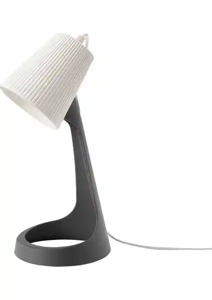 Ikea Svallet ve Telvesse Masa Lambası Karşılaştırması: Hangi Model Sizin İçin Uygun