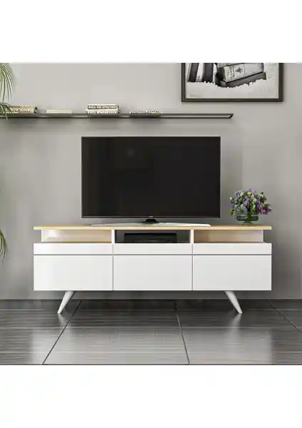 İnarch Dizayn Berlin ve Variant Mobilya Nisan TV Ünitesi Karşılaştırması