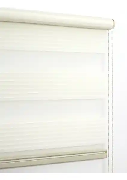 İREMKARAHOME Perde Modelleri Karşılaştırması: Geniş Pilise Krem Zebra ve Çift Mekanizmalı Tül ve Stor Perde