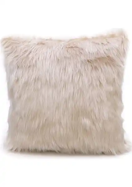 Kırlent Kılıfı Karşılaştırması: Peluş ve Teddy Modelleri ile Dekorasyon İpuçları