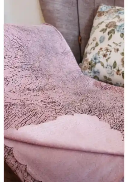 Koltuk Örtüsü Karşılaştırması: BB Concept ve Velerde Home Vessel Ürünleri