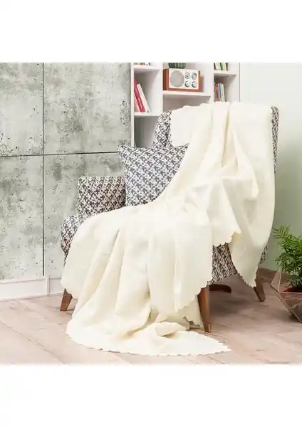 Latuda ve Velerde Home Kaymaz Koltuk Örtüleri Karşılaştırması