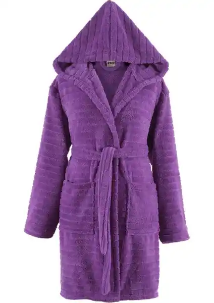 MaisonArt Comfy ve Zeynep Tekstil Penguen Nakışlı Kapşonlu Bornoz Karşılaştırması